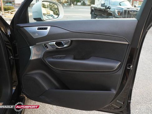 Used 2019 Volvo XC90 T6 R-Design image 31