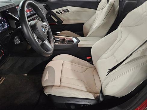 Used 2023 BMW Z4 sDrive30i w/ Premium Package image 16