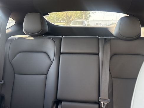 Used 2026 Tesla Model Y Long Range AWD/4WD image 7