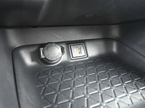 Used 2024 Toyota RAV4 LE image 13