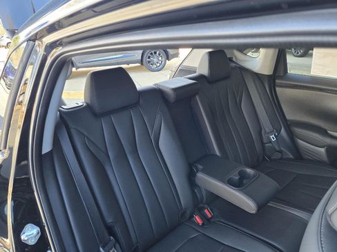 Certified 2025 Acura ADX FWD image 24