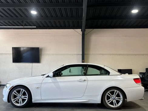 Used 2008 BMW 328i Convertible RWD image 5