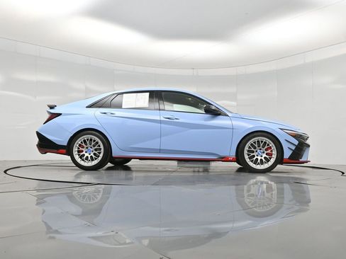 Used 2025 Hyundai Elantra N image 44