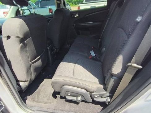 Used 2018 Dodge Journey SE w/ Blacktop Package FWD image 10