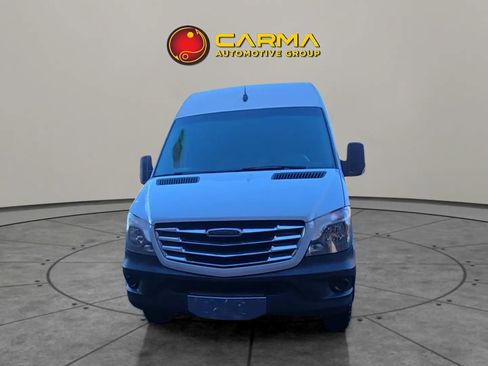 Used 2014 Freightliner Sprinter 3500 image 12