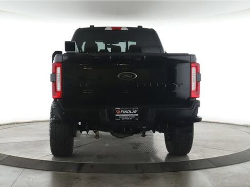 Used 2024 Ford F250 Lariat w/ Lariat Ultimate Package AWD/4WD image 8