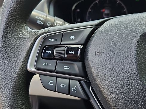 Used 2020 Honda Accord EX image 20
