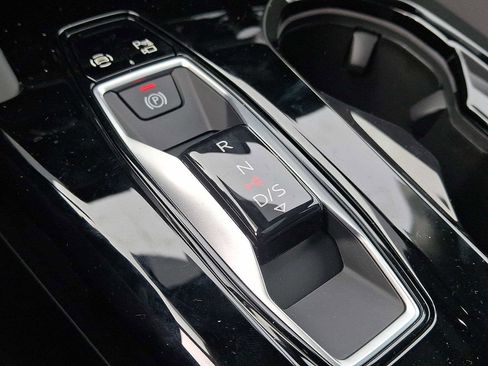 New 2025 Audi Q5 Premium Plus image 13