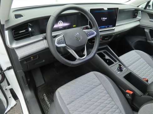 New 2026 Volkswagen Tiguan S FWD image 9