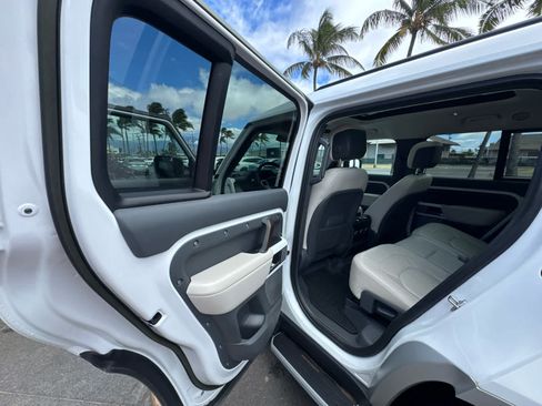 Used 2023 Land Rover Defender 130 First Edition AWD/4WD image 12