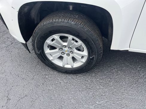 Used 2022 Chevrolet Colorado LT w/ Fleet Safety Package image 32