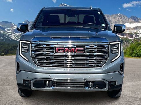Used 2025 GMC Sierra 1500 Denali AWD/4WD image 3