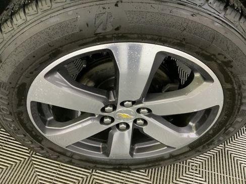 Used 2019 Chevrolet Traverse LT w/ LT Premium Package image 44