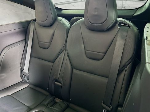 Used 2016 Tesla Model X P90D image 10