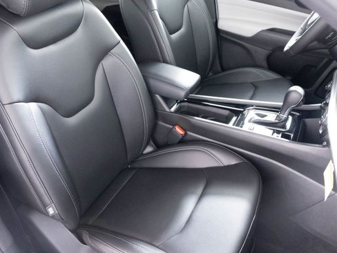 New 2026 Jeep Compass Limited image 36