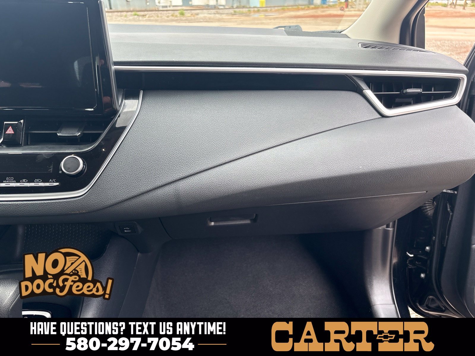 Used 2024 Toyota Corolla LE FWD image 37