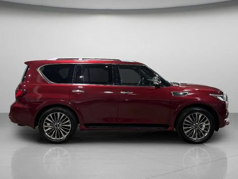 Used 2021 INFINITI QX80 Sensory w/ All-Season Package AWD/4WD image 2