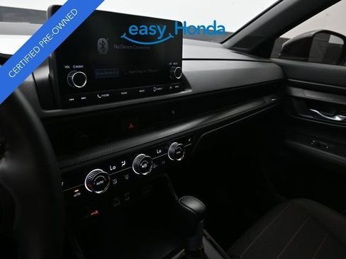 Used 2025 Honda CR-V Sport image 11
