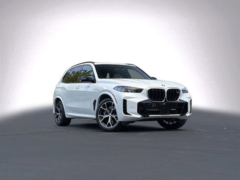 Used 2026 BMW X5 M60i w/ Climate Comfort Package AWD/4WD image 2