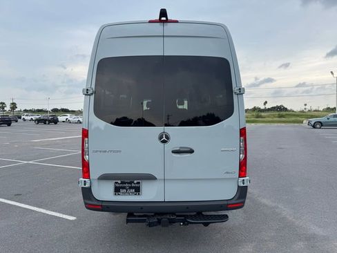 New 2025 Mercedes-Benz Sprinter 2500 image 12