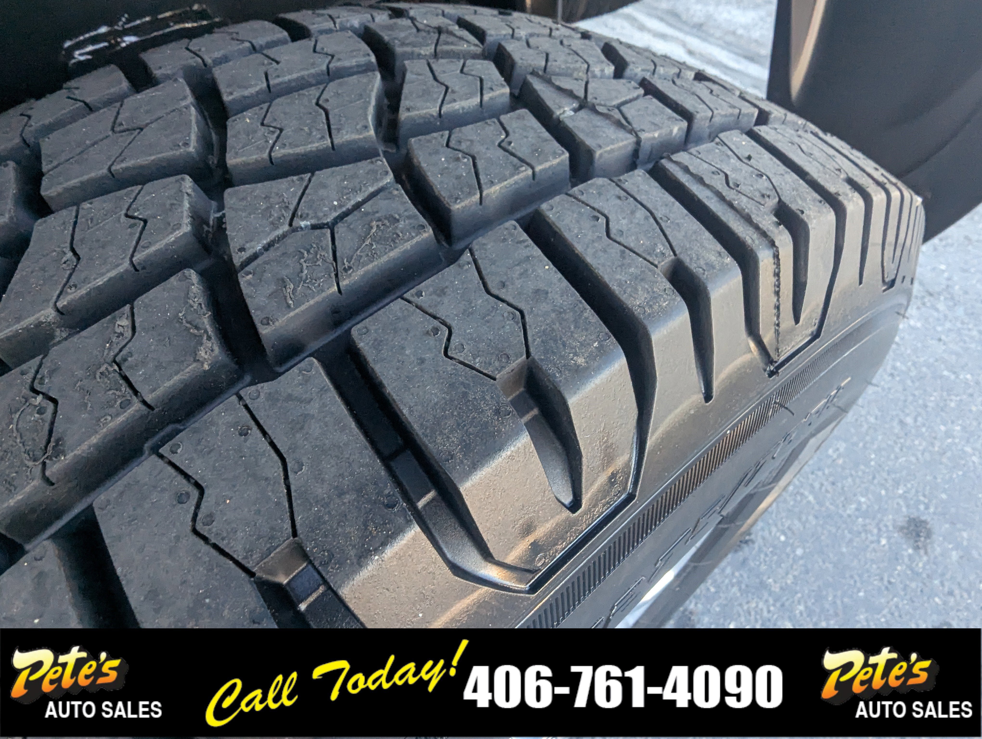 Used 2024 RAM 2500 Big Horn AWD/4WD image 9