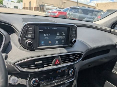 Used 2019 Hyundai Santa Fe Limited AWD/4WD image 19