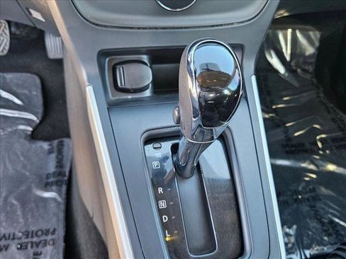 Used 2019 Nissan Sentra SV FWD image 12