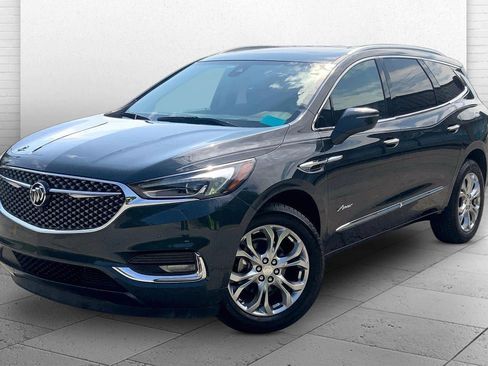 Used 2020 Buick Enclave Avenir w/ Avenir Technology Package FWD image 13