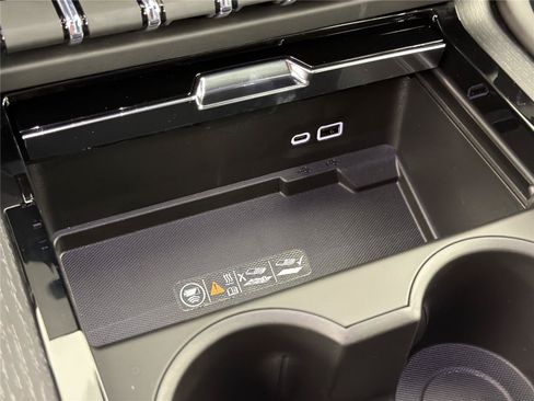New 2026 GMC Yukon AT4 Ultimate AWD/4WD image 17