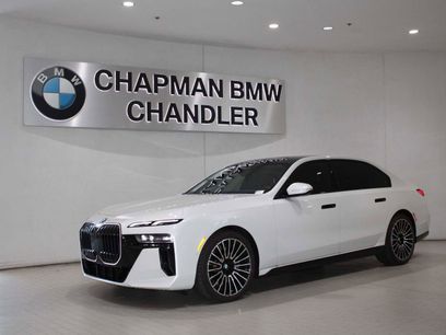 New 2025 BMW 740i w/ Premium Package