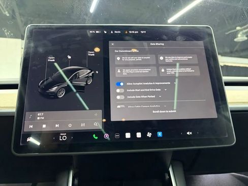 Used 2018 Tesla Model 3 Long Range RWD image 21