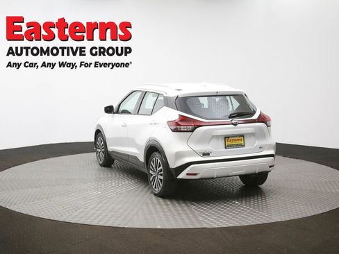 Used 2023 Nissan Kicks SV image 64