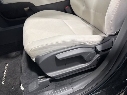 Used 2024 Hyundai Santa Fe SE image 29