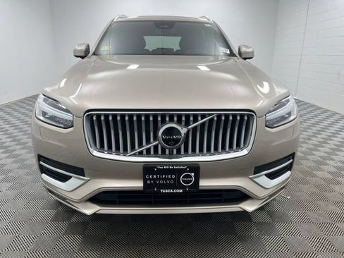 Used 2024 Volvo XC90 B6 Ultimate AWD/4WD image 3