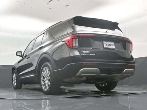 Used 2026 Ford Explorer Platinum RWD image 50
