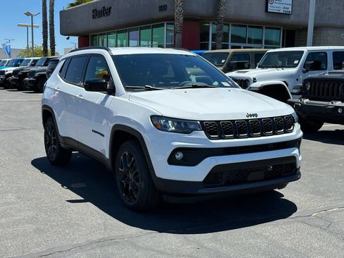 New 2026 Jeep Compass Latitude AWD/4WD image 10
