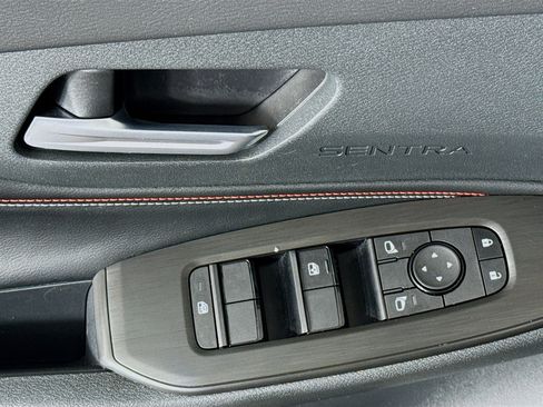 Used 2026 Nissan Sentra SR w/ Floor Mat Package FWD image 23