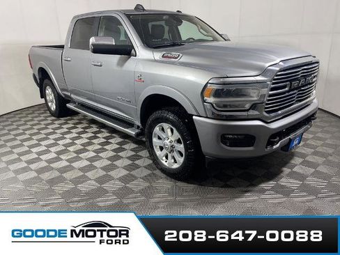 Used 2021 RAM 2500 Laramie w/ Body Color Bumper Group image 2