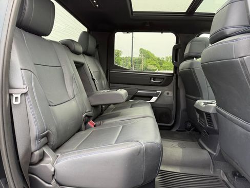 Used 2025 Toyota Tundra Platinum AWD/4WD image 18