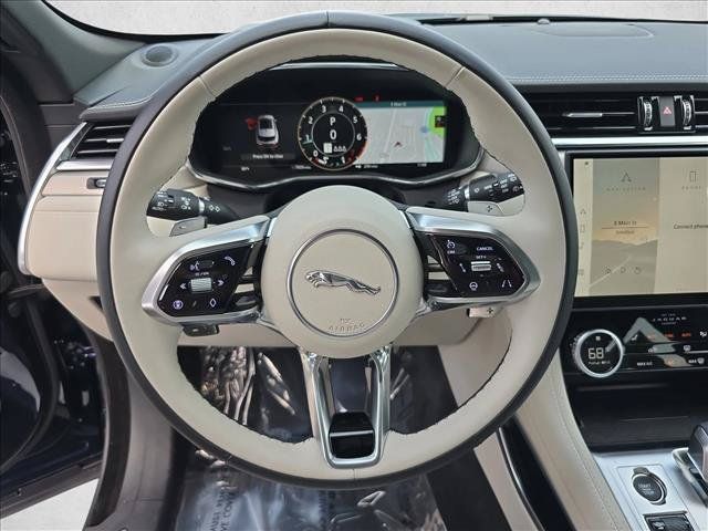 Used 2026 Jaguar F-PACE R-Dynamic S AWD/4WD image 18