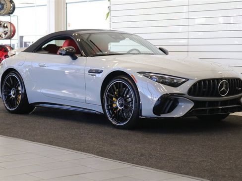 Used 2023 Mercedes-Benz SL 63 AMG 4MATIC w/ Driver Assistance Package image 2