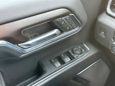 Used 2024 GMC Sierra 2500 Denali w/ Denali Reserve Package image 33