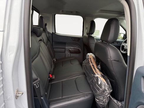 New 2025 Ford Maverick Lariat w/ Black Appearance Package AWD/4WD image 18