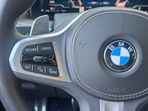 Used 2023 BMW X7 xDrive40i w/ M Sport Package AWD/4WD image 23