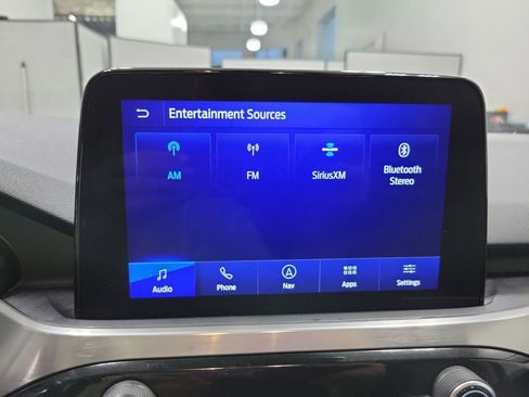 Used 2022 Ford Escape Titanium image 44