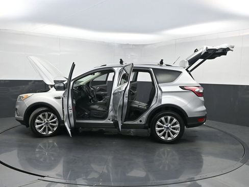 Used 2017 Ford Escape Titanium image 36