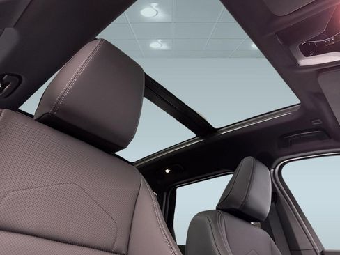 New 2026 BMW X1 xDrive28i w/ Technology Package image 15