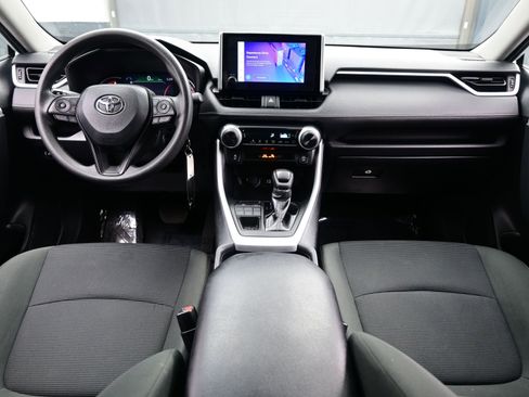 Used 2024 Toyota RAV4 LE image 16