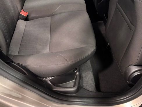 Used 2015 Ford Focus SE image 23