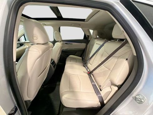 Used 2019 Cadillac XT5 Premium Luxury image 21